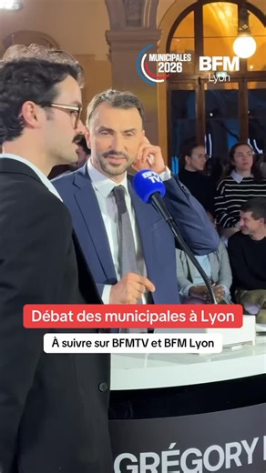 Premier et unique débat des municipales à #Lyon avec Jean-Michel Aulas (LR, Renaissance, UDI, MoDem, Horizons), Grégory Doucet (Écologistes, PS, PCF, Place Publique), Anaïs Belouassa-Cherifi (LFI) et Alexandre Dupalais (UDR-RN) 📺 À regarder en direct sur @bfmtv et @bfmlyon et en replay sur @rmc_bfm_play | BFM Lyon