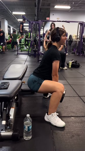 naya 🧚🏽‍♀️ | i don’t care what anyone says, tempo is a PRIORITY! always focus on your tempo before adding more weight, ALWAYS! as seen, my beautiful... | Instagram