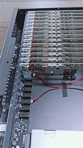Inside a 20-Port Mobile Motherboard Server | Hardware Overview #TechHardware #ServerRack