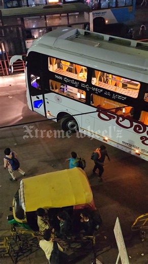 Extra Long volvo multi axle bus extreme turning😳 Auto driver parked on side making turn difficult😥