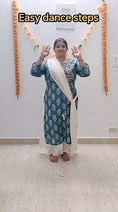 Easy dance steps #dancereels #instareels #danceperformance #dancersofinstagram #reelsinstagram #instagood #howtodance #easydancesteps #shrutidancestudio #bollywooddance #danceteacher #dancevideo | Shruti dance studio