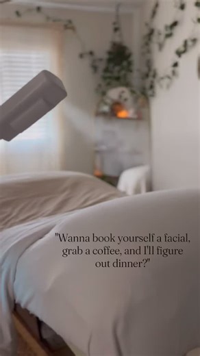 Say Less Boo 👻👻👻 Honestly though you don't have to tell me twice. A change in weather often means a change in your skin. Feeling drier than usual? Breaking out more often? Or just not feeling like its normal self? Seasonal shifts are the perfect time to book a facial. Rehydrate, deeper exfoliation, and slow down with a soothing facial massage. Before your treatment, we’ll take a moment to chat about your skin, your routine, and any concerns, so every facial is tailored to your unique needs. .