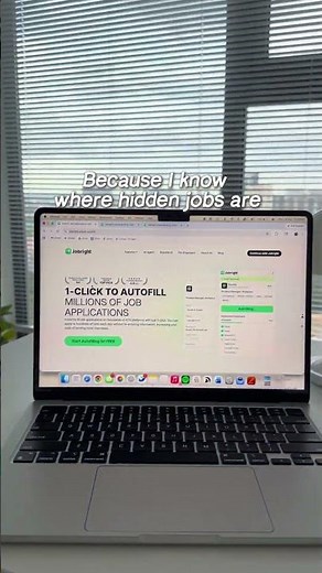 How I Apply to 100+ Tech Jobs While Sleeping 🤫