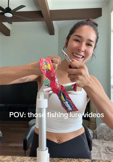 DIY Fishing Lure: Jig Tying for Bass Fishing