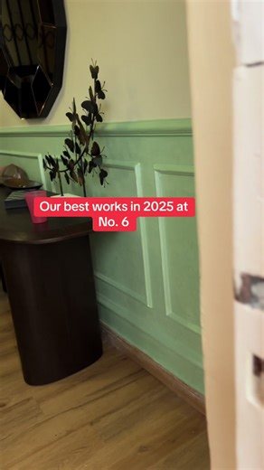At number 6 we had this beautiful entryway made using wainscoting. Lovely right? 0️⃣7️⃣2️⃣7️⃣5️⃣4️⃣1️⃣0️⃣6️⃣3️⃣ #entrywaymakeover #hallwaydesign #corridordesign #bestof2025 #starinteriorsolutions