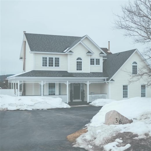 🏠❄️ Cold weather shouldn’t mean damp corners, foggy windows, or musty smells. Winter moisture can sneak in fast—but a few smart habits can keep your home dry, healthy, and comfortable all season long. ✨ Try these winter moisture-control tips: ✔️ Air it out briefly each day to refresh indoor air ✔️ Always use kitchen & bathroom exhaust fans ✔️ Keep indoor temps steady to reduce condensation ✔️ Use a dehumidifier in moisture-prone spaces ✔️ Avoid drying clothes indoors when possible ✔️ Seal up le