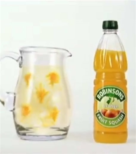This felt like a fever dream 😅 #ChildhoodMemories #Adverts #Robinsons #WeLovetoBoogie #2004