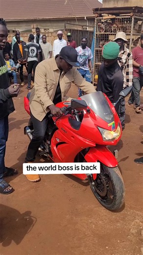 #tiktokkampalauganda🇺🇬🇺🇬🇺🇬 #bobiwine #trendingvideo #foryoupage #sadamanmakkebe