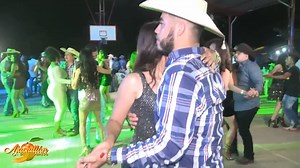 7.1K views · 156 reactions | Mamita linda que chulo baila esta belleza de mujer--Puro tierra caliente !.mp4 | Ajuchitlán del Progreso | Facebook