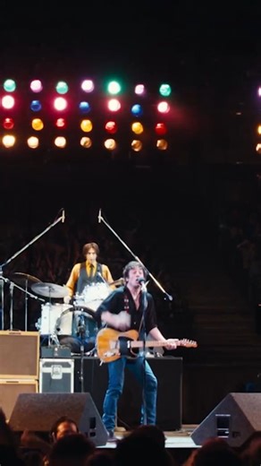 62K views · 1K reactions | Bruce nació para ser una estrella  #Springsteen: Música de ninguna parte. #QuienesAmanElCinePrefierenSupercines  | Supercines | Facebook