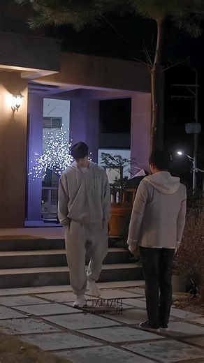 One of the best korean bl🫶⚡️ Title: cherry blossoms after winter #cherryblossomsafterwinter #koreanbldrama #blcouple Cr: craze_bl | 𝐁𝐋 𝐥𝐨𝐯𝐞𝐫