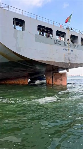 Propeller wash 🤔 #ship #vessel #aft #propeller | Vanessa
