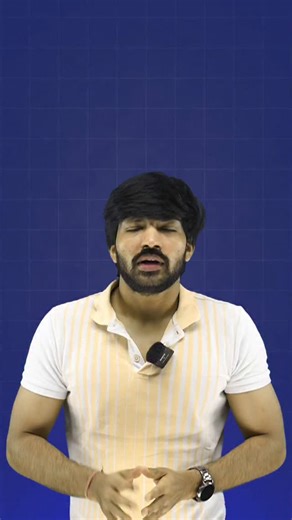 Managing anticoagulation is a daily challenge in clinical practice. Let's sharpen our understanding of Heparin and Warfarin – two foundational drugs: 💡 Heparin Insights: Types: Unfractionated Heparin (UFH) and Low Molecular Weight Heparin (LMWH), like Enoxaparin. UFH: Can be given IV or SC, and is short-acting. LMWH (e.g., Enoxaparin): Typically given SC only, and has a longer half-life, making it convenient for once or twice-daily dosing. Monitoring: Crucially, we monitor Heparin's effect usin