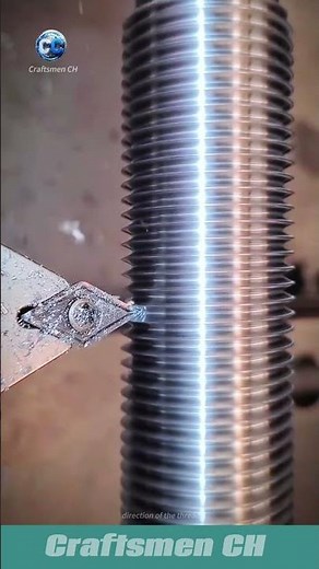 The principle of threading on a lathe