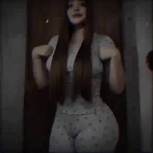 فيديوهات أنشأها شــــــوشـــــو🔥💋💗 (@fiii_2i) باستخدام original sound - 𝐴𝐻𝑀𝐸𝐷 / ٵ̍حۡمۘد✮