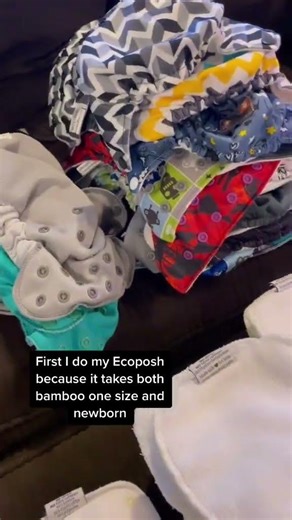 How to Stuff Rumparooz One Size Pocket Cloth Diapers | 6R Soaker Inserts & Custom Absorbency