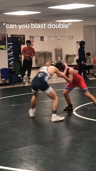 Wrestling Techniques: Mastering the Front Headlock