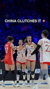 #VNL2025: DRAMA IN HONG KONG 😱🔥 China 🇨🇳 and Bulgaria 🇧🇬 battled to the brink 🤯 in a five-set thriller, with Wu Mengjie sealing it 16–14 with her 3️⃣2️⃣nd point 🤩! ➡️ More highlights coming… 👀 📺 Catch the action on VBTV – LINK IN BIO. 🏐 #BePartOfTheGame #volleyball | Volleyball Nations League
