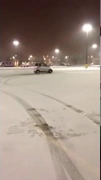 451 Smart Fortwo Snow Drifting