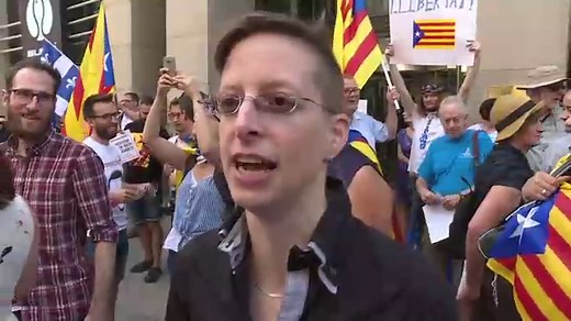 Quebec sovereigntists rally in support of Catalan independence movement