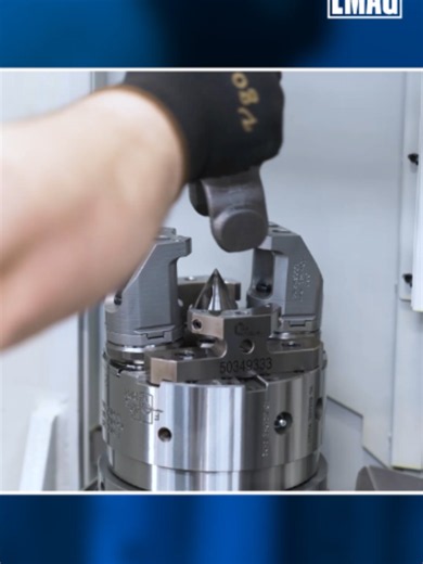Grinding gear teeth to micron tolerances. ⚙️ The EMAG G 250 handles gear and profile grinding with two work spindles – built for high-volume production in automotive and e-mobility. #GearGrinding #CNCGrinding #Machining #EMobility #emaggroup