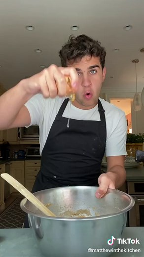 Delicious and Easy Blondies Dessert Recipe