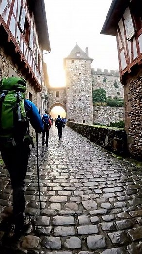 Camino de Santiago | Camino Francés – The Journey Begins (Part 1) | POV Trails