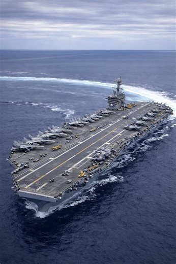 USA Nuclear Aircraft Carrier Started Moving | Military Clips