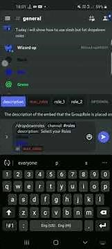 How to use slash bot to create dropdown roles