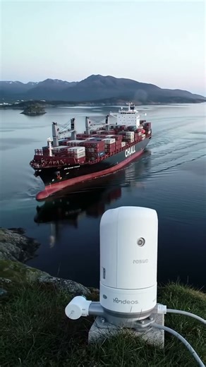 This is what 150 decibels sounds like from the shore. #sound