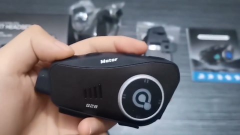 Motorcycle Helmet Driving Recorder with 32G TF Card, 1080P 30fps HD Lens, IP65 Waterproof Motorcycle Bluetooth Headset with Camera Wide-Angle 120° Video Recording 40mm Speakers Helmet VDR