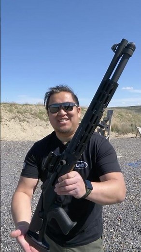 How to use a Benelli M4 12 gauge in under 60 seconds!