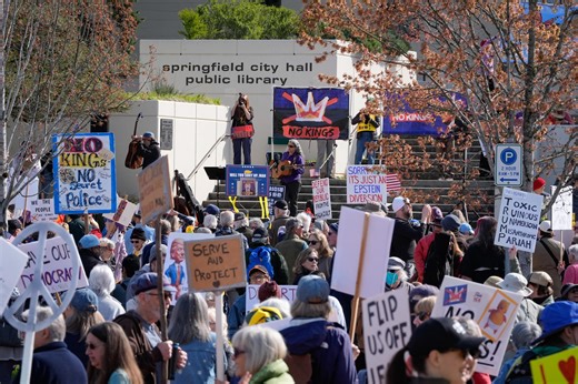 Live updates from the anti-Trump No Kings rally in Eugene-Springfield