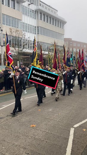 Hull Remembrance Sunday Parade: Annual Service of Remembrance