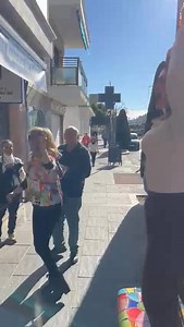 🗣️ La Lotería de Navidad (El Gordo) deja un gran Segundo Premio en Isla Cristina y varios más en Huelva capital, Ayamonte, Villarrasa y La Redondela 🥳🥳 Así lo celebra La Higuerita 📹🎥 https://www.diariodehuelva.es/articulo/area-metropolitana/loteria/20241222133956322622.html | Diario de Huelva