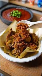 Simple Yet Delicious Steamed Galangal Fried Chicken Recipe!! #chickenrecipe #galangalchicken