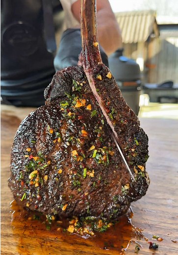 Tomahawk Steak: Hot Honey Garlic Lemon Butter Recipe