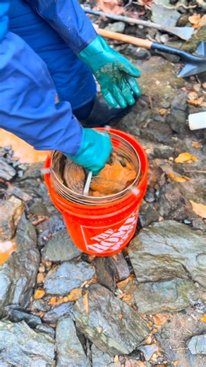 Miniprospector on Instagram: "Classifying material for gold #gold #goldmining #goldprospecting #goldrush #goldpanning"