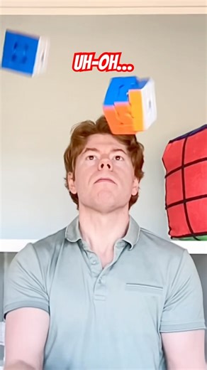 Juggling 4 cubes. Solving 3. Crashing 2. Recovering 1.