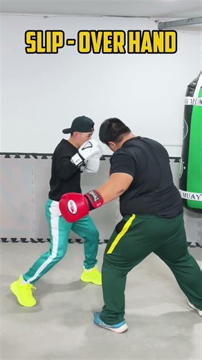 How to Slip & Set Up Overhand Like Canelo #BoxingTraining #BoxingForBeginners #HienBoxingOfficial