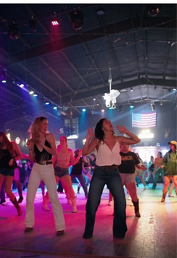 Fuego Line Dance Tutorial: Aprende Pasos en 2025