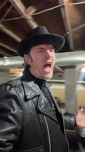 “Awake” by Godsmack #lipsync #2000s #musicvideo