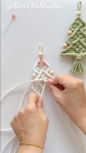 DIY Macrame Christmas Tree