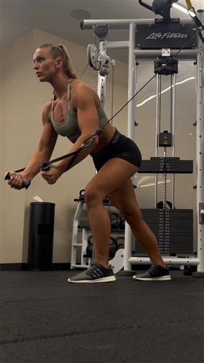 Real results, real stories. In this video, she shares how intermittent fasting has changed the way she feels—more energy, less cravings, and a lifestyle that finally feels sustainable. This isn’t just a diet, it’s freedom. Why do YOU fast? #intermittentfasting #health #fasting #motivation #food #follow #weightloss | Fasting Journey