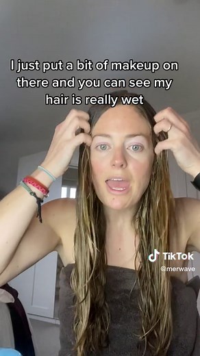 This must be the easiest way to check if you have wavy hair #wavy #wavyhair #longhair #wavyhairroutine #wavyhairtutorial #wavyhaircare #wavyhairproducts #longhair #mermaidhair #haircare #hair #hairtok #fyp #foryou #viral #cgm #curlyhair #curlygirlmethod
