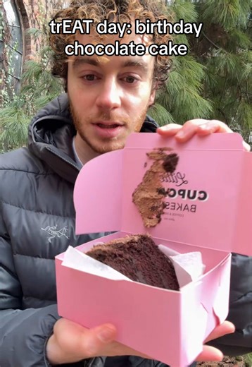 I see why people like it but it definitely wasn’t sweet enough for me #chocolatecake