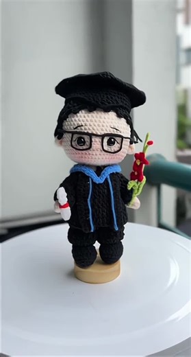 Personalized Graduation Crochet Dolls: Couple Keepsake, Custom Amigurumi Gift