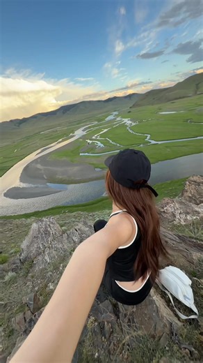 Exploring the Tranquil Beauty of Mongolia