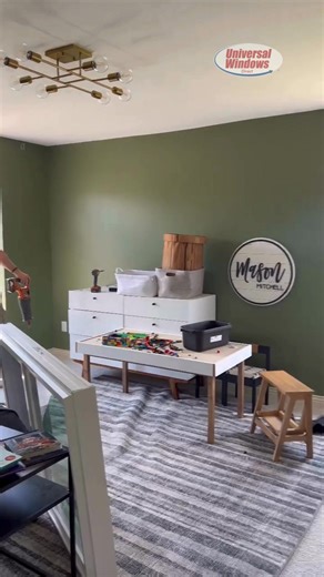 Drafty winter windows? 🪟 Fix it fast. Stay warm AND save big with our Buy 4, Get 4 FREE window sale. | Universal Windows Direct