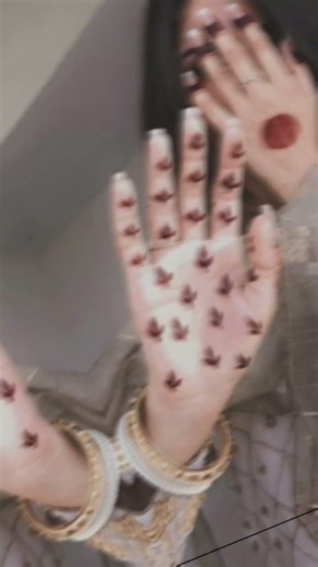 Aesthetic elegant heena #mehndi #elegantmehndi #aestheticvideo #aesthetic #viralmehndidesign #reel